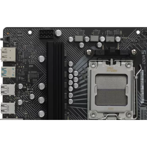 Материнская плата Asrock B650M PG LIGHTNING Socket AM5 AMD B650 4xDDR5 mATX AC`97 8ch(7.1) 2.5Gg RAID+HDMI+DP