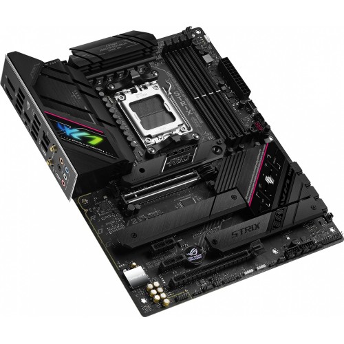 Материнская плата Asus ROG STRIX B650E-F GAMING WIFI Socket AM5 AMD B650 4xDDR5 ATX AC`97 8ch(7.1) 2.5Gg RAID+HDMI+DP