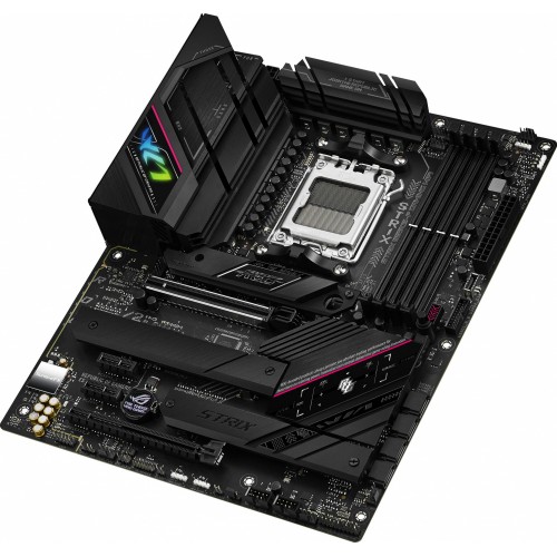 Материнская плата Asus ROG STRIX B650E-F GAMING WIFI Socket AM5 AMD B650 4xDDR5 ATX AC`97 8ch(7.1) 2.5Gg RAID+HDMI+DP