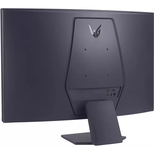 Монитор LG 31.5" UltraGear 32GS60QC-B черный VA LED 16:9 HDMI матовая 3000:1 300cd 178гр/178гр 2560x1440 180Hz FreeSync DP WQ HD 2K (1440p) 7.2кг