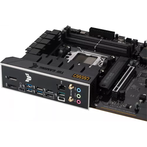 Материнская плата Asus TUF GAMING B650-E WIFI Socket AM5 AMD B650 4xDDR5 ATX AC`97 8ch(7.1) 2.5Gg RAID+HDMI+DP