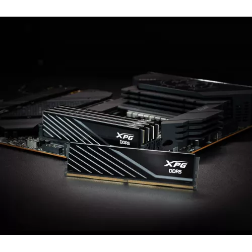 Память DDR5 32GB 5600MHz A-Data AX5U5600C4632G-SLABBK XPG Lancer Blade RTL Gaming PC5-44800 CL46 DIMM 288-pin 1.1В kit dual rank с радиатором Ret