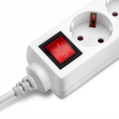 Сетевой удлинитель Buro BU-PS3.1/W 1.5м (3 розетки) белый (пакет ПЭ)