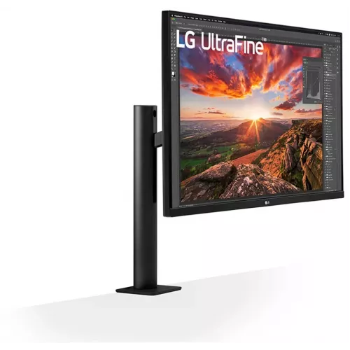 Монитор LG 31.5" UltraFine 32UN880K-B черный IPS LED 16:9 HDMI M/M матовая HAS Piv 1000:1 380cd 178гр/178гр 3840x2160 60Hz DP 4K USB 10.3кг