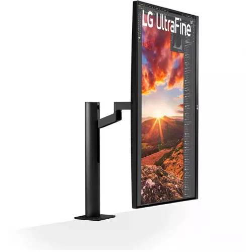 Монитор LG 31.5" UltraFine 32UN880K-B черный IPS LED 16:9 HDMI M/M матовая HAS Piv 1000:1 380cd 178гр/178гр 3840x2160 60Hz DP 4K USB 10.3кг
