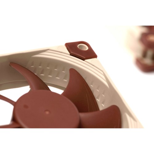 Кулер для корпуса/ Case Cooler Noctua NF-A8 FLX (80x80x25mm, 3-pin, 29.66CFM, 16.1dBA, 2000RPM, Beige/Brown)