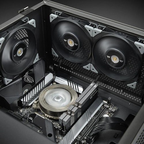 Купить вентилятор для корпуса Thermaltake Toughfan 12 (120x120x25, черный, 4-pin, 22.3 дБ, упаковка 2 шт) - CL-F082-PL12BL-A