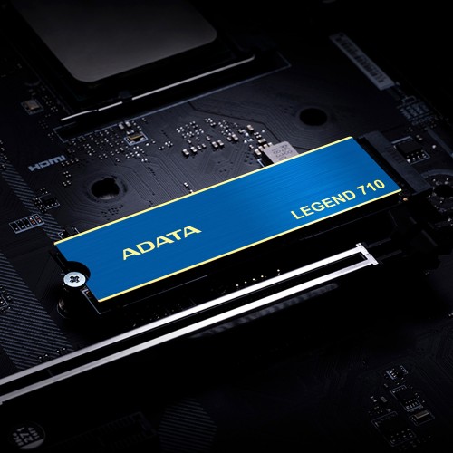 Твердотельный накопитель/ ADATA SSD LEGEND 710, 512GB, M.2(22x80mm), NVMe 1.4, PCIe 3.0 x4, 3D NAND, R/W 2400/1000MB/s, IOPs 90 000/150 000, TBW 130, DWPD 0.23, with Heat Sink (3 года) ADATA