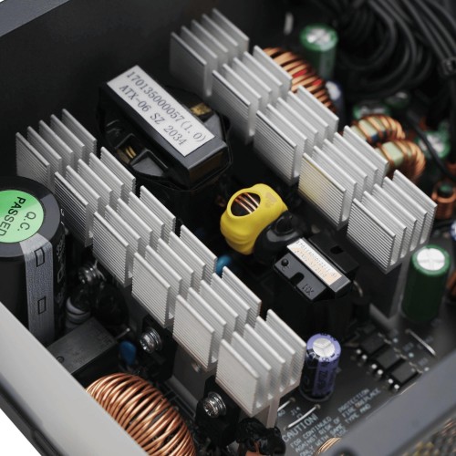 Блок питания Deepcool ATX 750W PF750 80+ White с APFC и 6xSATA - Надежное решение для вашего компьютера